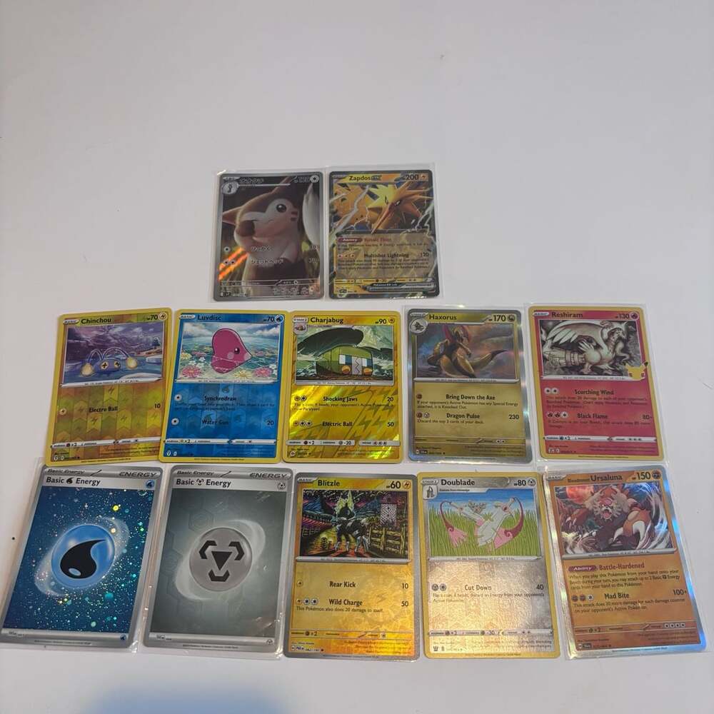 Pokemon TCG Lot of 12 Assorted Cards